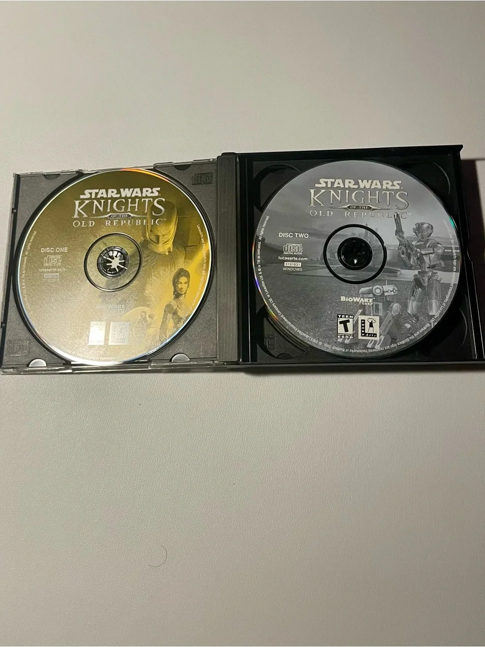 Star Wars Knights of the Old Republic PC Game Jewel Case Good Condition Tested